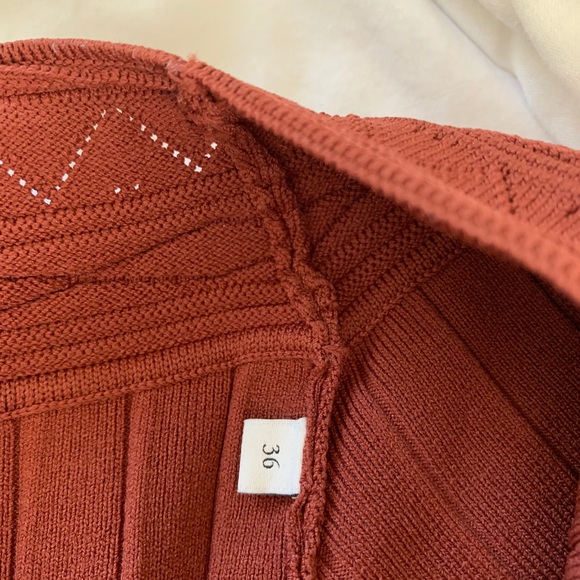 💯 SANDRO KNITTED DRESS W SEAMING EFFECT XS - Picture 8 of 8